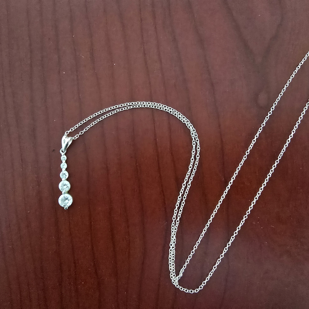 Elegant Silver Necklace with Crystal Accents